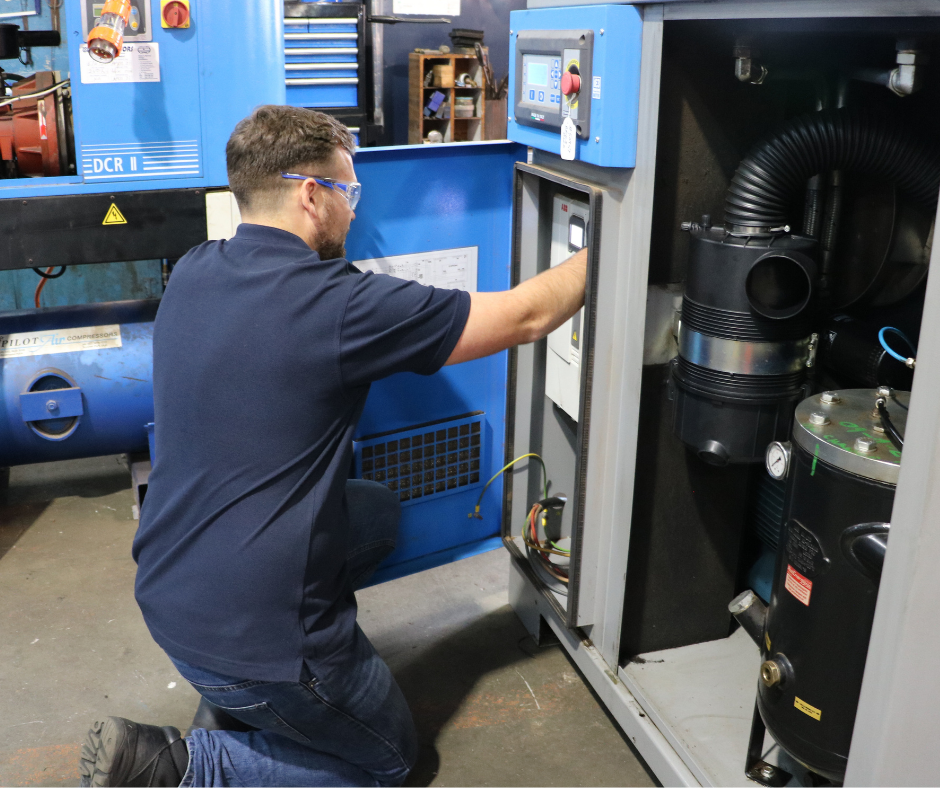 Compressor servicing with Air & Power