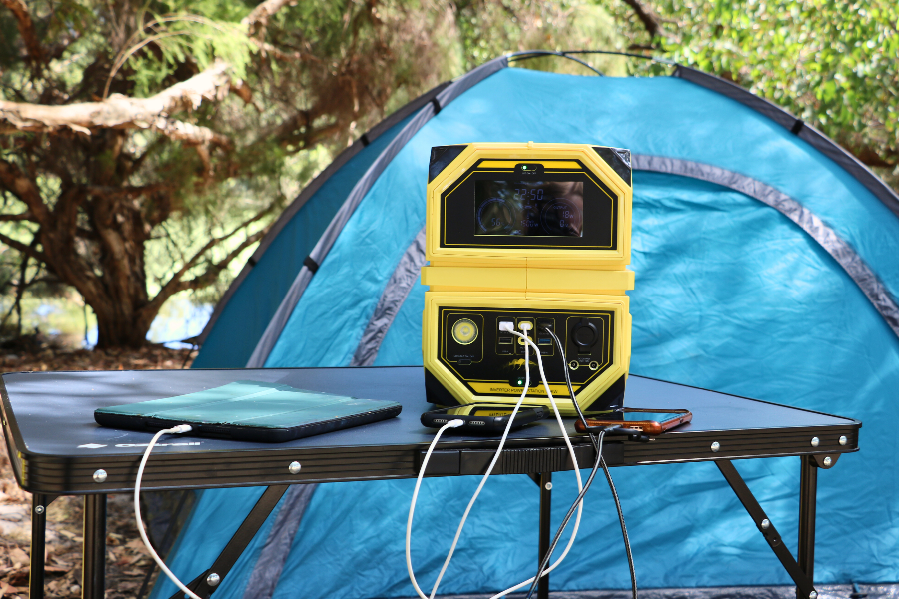 28 Cromtech Outback Inverter Power Station 1.5kW 3