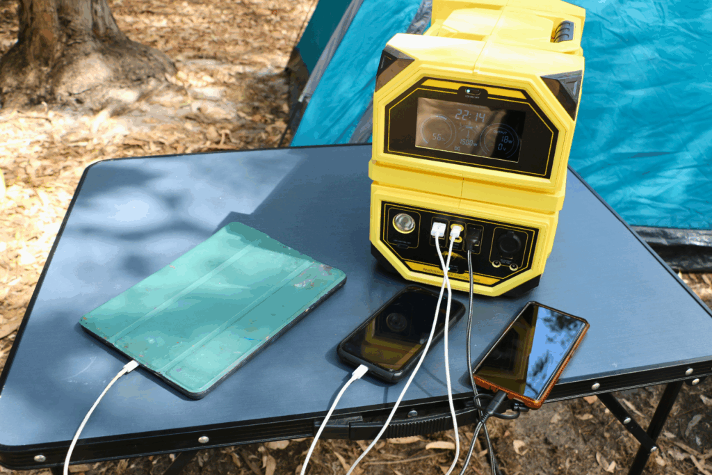 30 Cromtech Outback Inverter Power Station 1.5kW 9